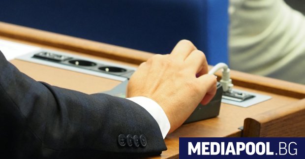 Подозирам че ще има конфликт в парламентарната група Искрено се