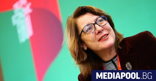 Откъсването на Европа от вече скъсаните трансатлантически връзки става не