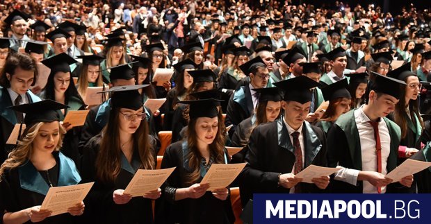 Най желаната специалност от завършващите млади лекари е Анестезиология и