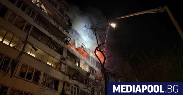 Близо 2600 жилищни сгради в украинската столица Киев са останали