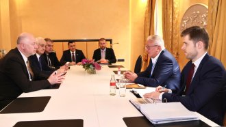 Кабинетът в оставка: Заводът с "Райнметал" ще позволи устойчив принос към сигурността на Украйна