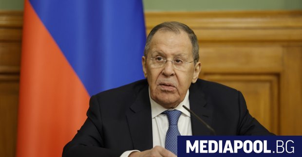 Руският министър на външните работи Сергей Лавров обсъди с иранския