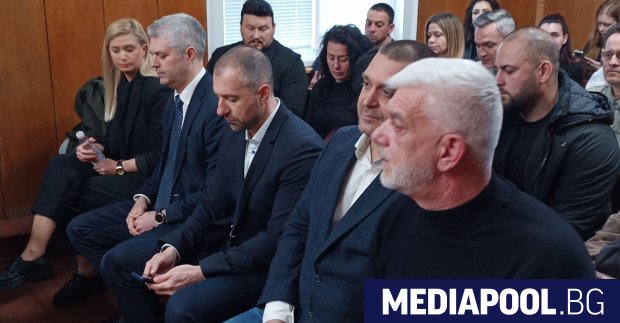 Варненският окръжен съд спря делото срещу кмета Благомир Коцев Причината