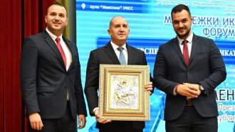 Бившият председател на НПСС и настоящ алумни лидер Даниел Парушев влиза в листите на Радев