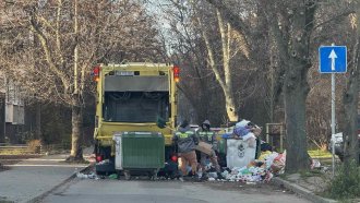 Съдът върна на поправителен поръчката за чистенето на още три района в София