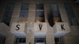 Чешката полиция разследва атака с коктейли 