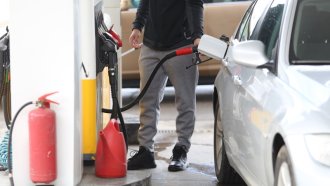 Подават се по 500 заявления на час за помощ за горивата