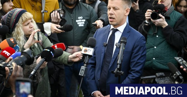 Лидерът на унгарската опозиция Петр Мадяр е напът към историческа