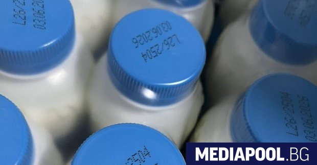 Кисело мляко и йогурт без идентификационна маркировка която удостоверява партида