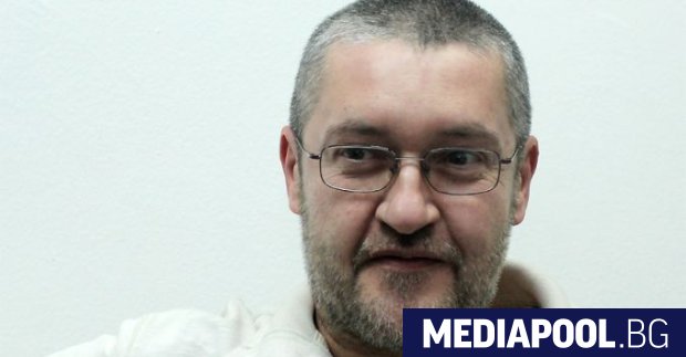 Прокуратурата е инициирала проверка срещу карикатуриста Христо Комарницки заради негова