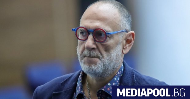Депутатът от ГЕРБ Любен Дилов-син е получил инфаркт в Италия.