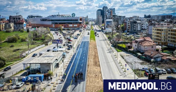 И последните 80 метра от ключовия за движението в София