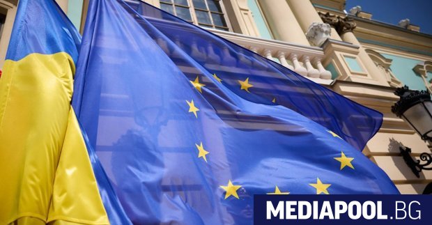 Предварителните условия за започване на първия етап от процеса на