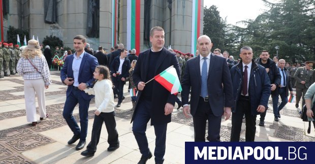 Кметът на община Стара Загора Живко Тодоров обяви с публикация