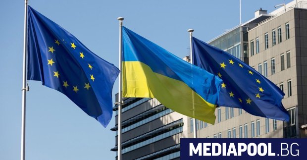 Украйна която изпитва финансови затруднения си осигури стратегически заем от