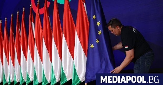 Европейската комисия е започнала незабавно взаимодействие с Петер Мадяр след