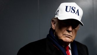 Ултиматумът изтича: Доналд Тръмп е единственият, който знае какво ще направи в Иран