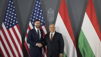 Джей Ди Ванс заяви, че е "натъжен" от изборното поражение на Орбан