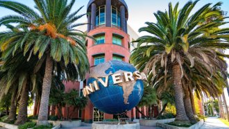 Сделка за 55 млрд. евро. Кой ще купи най-голямата музикална компания в света