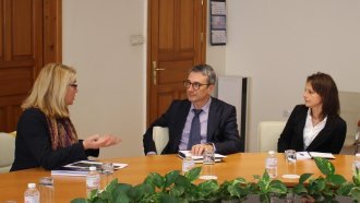 Карта на токовите прекъсвания в реално време, енергиен атлас и отворени данни, иска министър Трайков