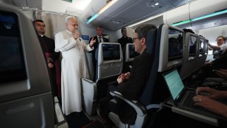 Папата призова САЩ и Иран да подновят преговорите