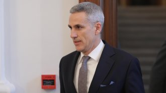 Премиерът: Огромна сума фалшиво евро ще бъде използвана за купуване на гласове