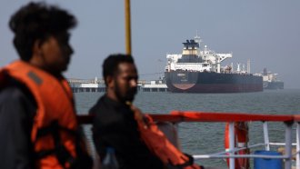 Иран обяви, че отново затваря Ормузкия проток заради израелските удари срещу Ливан