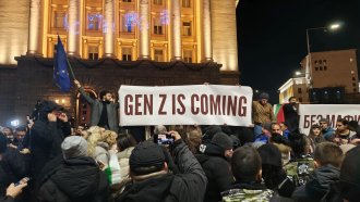 ПП-ДБ е основният донор на гласове за Радев, той привлича и повечето Gen Z