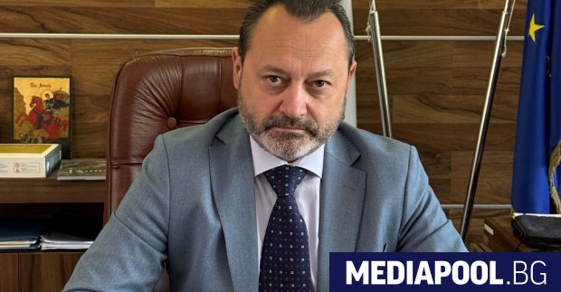 Министърът на регионалното развитие и благоустройството Николай Найденов подписа разрешение