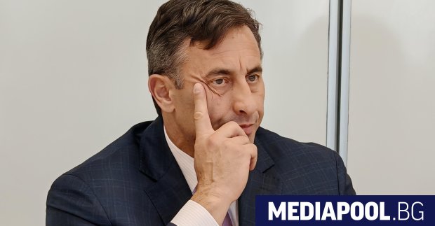 Особеният управител на Лукойл Румен Спецов ще бъде сменен от