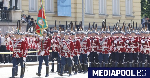 Днес е Гергьовден. България чества Деня на храбростта и празник