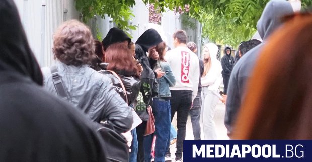 Повече от 24 000 дванайсетокласници полагат втората си задължителна матура