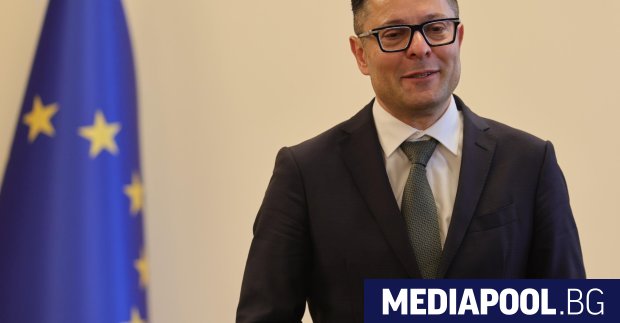 Правителството разработва пакет от 15 мерки във връзка с поскъпването