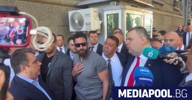 Служители на МВР вече не са част от охраната на