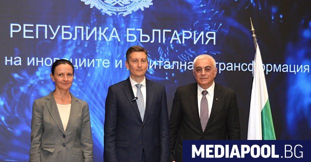 Веднага още днес новото Министерство на иновациите и дигиталната