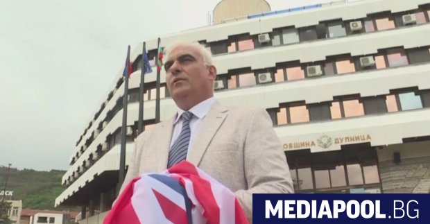 Община Дупница ръководена от кмета Първан Дангов отбеля 9 май