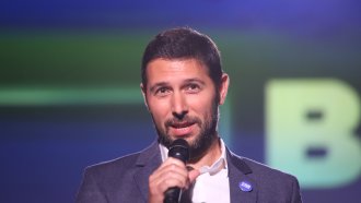 Арх. Любо Георгиев: Вместо 22 етажа в 