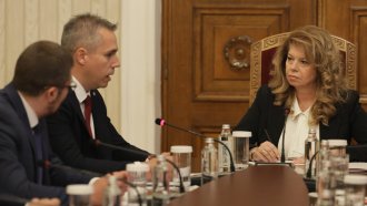 "Възраждане" се потресоха от "Прогресивна България" и поискаха обратно лева