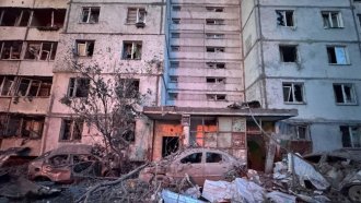 Нов масиран руски удар по Украйна, засега 14 загинали и над 100 ранени