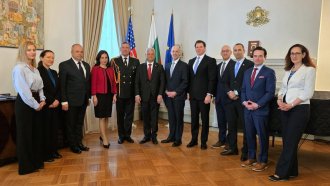 Вътрешният министър и главният секретар на МВР са на посещение в САЩ