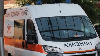 Да глобиш линейката: Защо се издават фишове за превишена скорост на спешната помощ