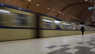 Част от третата линия на метрото спира работа за 40 дни