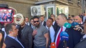 Баретите вече не пазят Пеевски, охранява го само НСО
