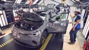 Продажбите на нови коли в България растат с 18% през април