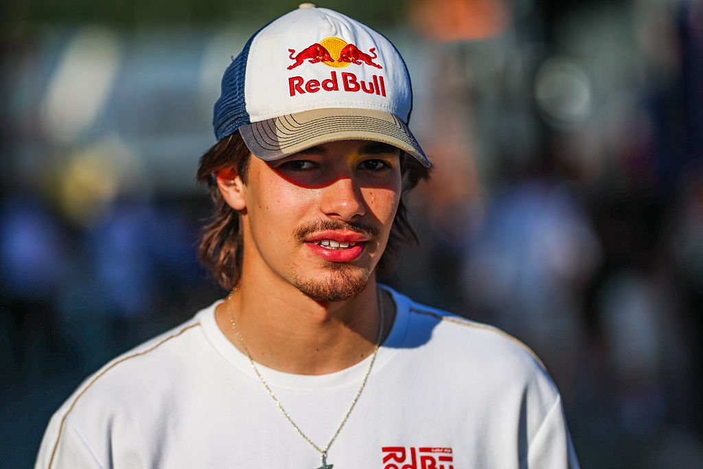 С Никола Цолов не е говорено за Формула 1, казаха от Racing Bulls