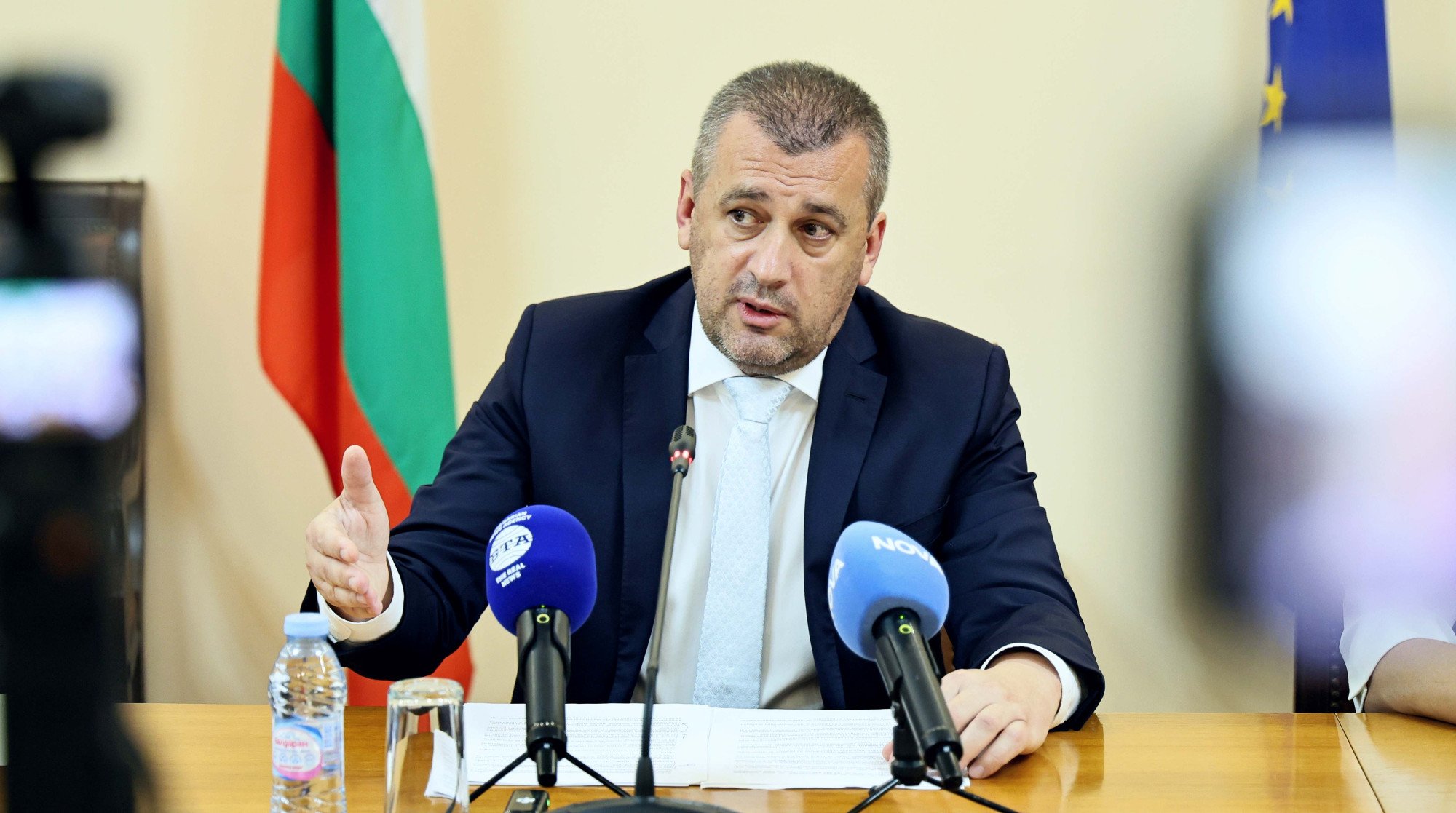 Транспортният министър: БДЖ, НКЖИ и Пощите са "практически фалирали"