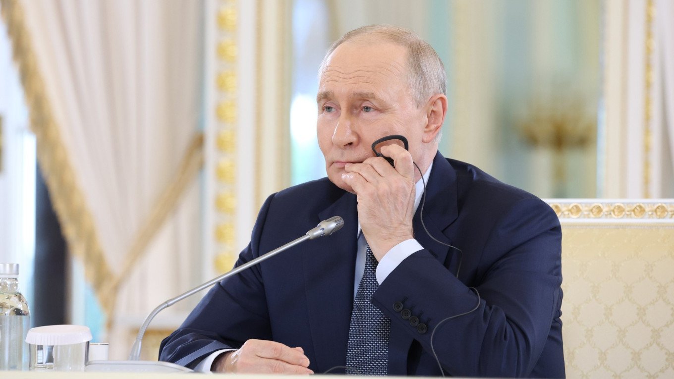 Путин: Русия ще продължи да напредва по фронтовата линия независимо от предложенията на Украйна