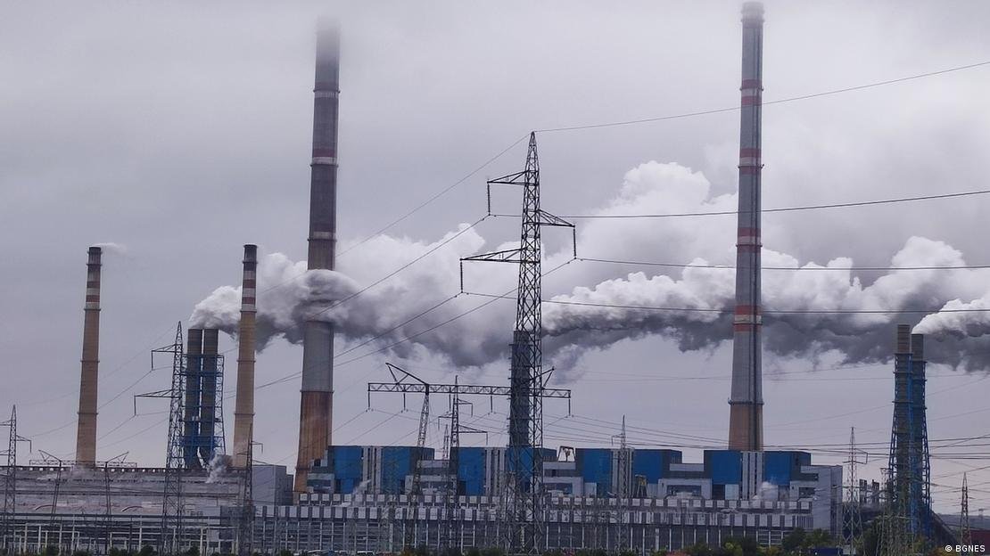 Държавата търси решение за заплати, стари заеми и СО2 емисии на бъдещия въглищен холдинг