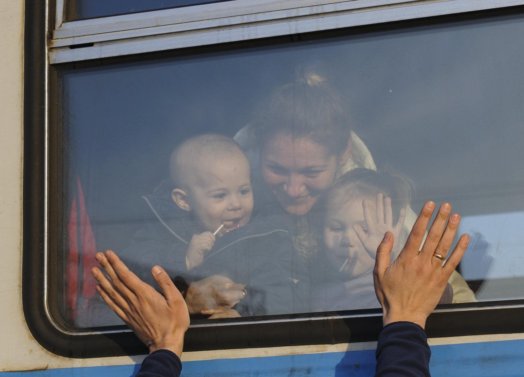 ЕК предлага удължаване на закрилата за украинци в ЕС до 2028 г.