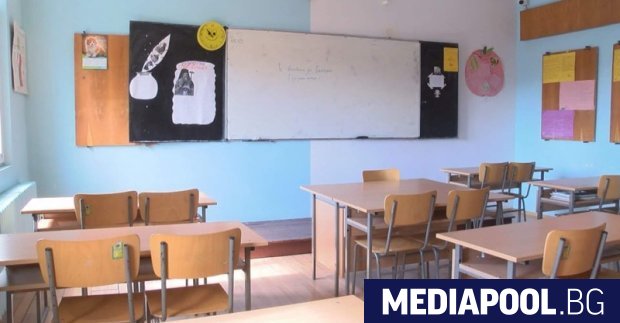 Държавата е изпразнила сметките на държавните училища и центрове за